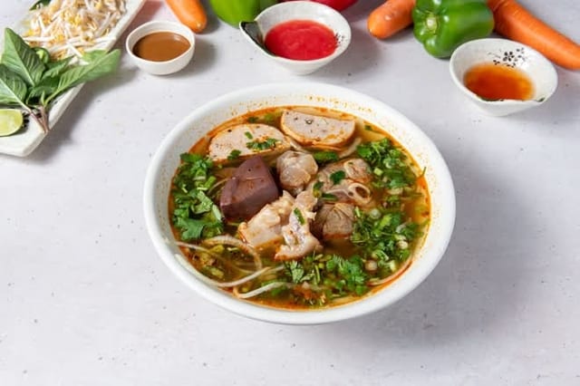 Hue Oxtail Noodle Soup - Bún Bò Huế Đuôi Bò.